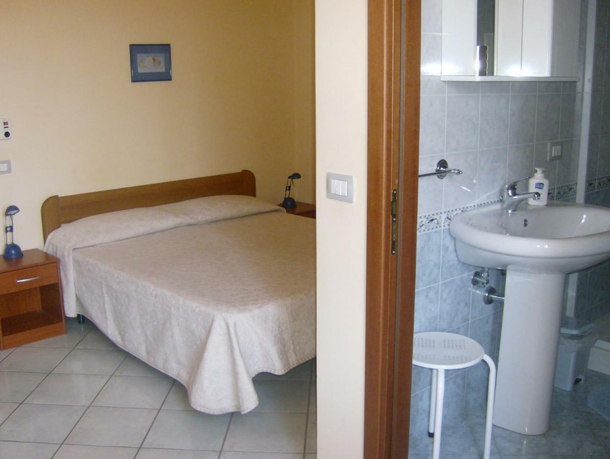 B&B Padre Pio Mascali Exteriér fotografie